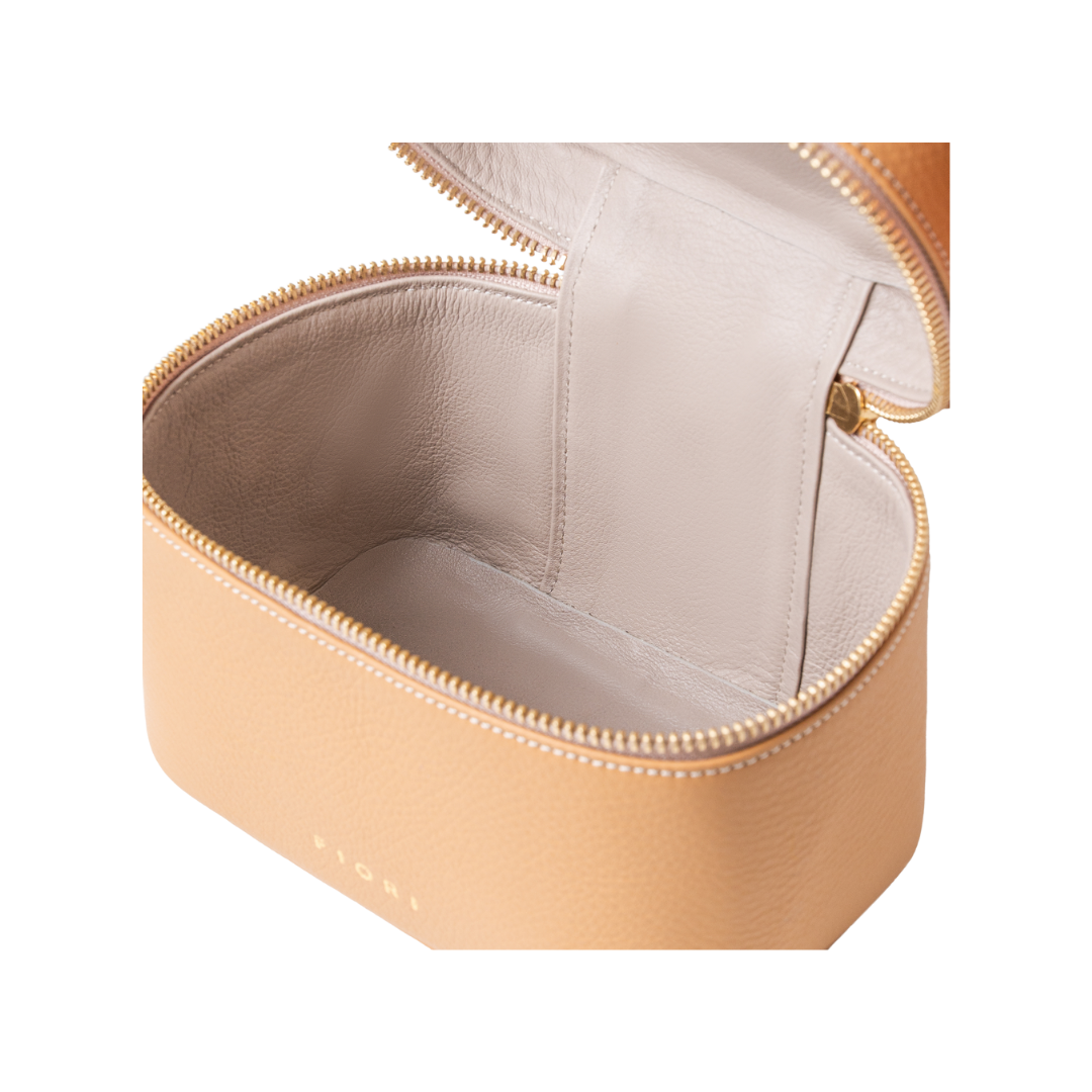 MARIA BEIGE