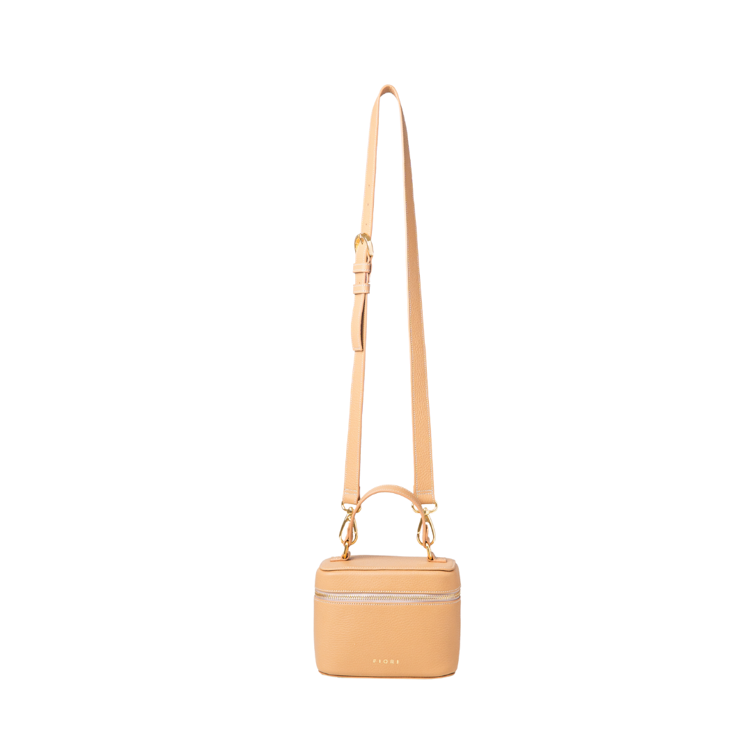 MARIA BEIGE
