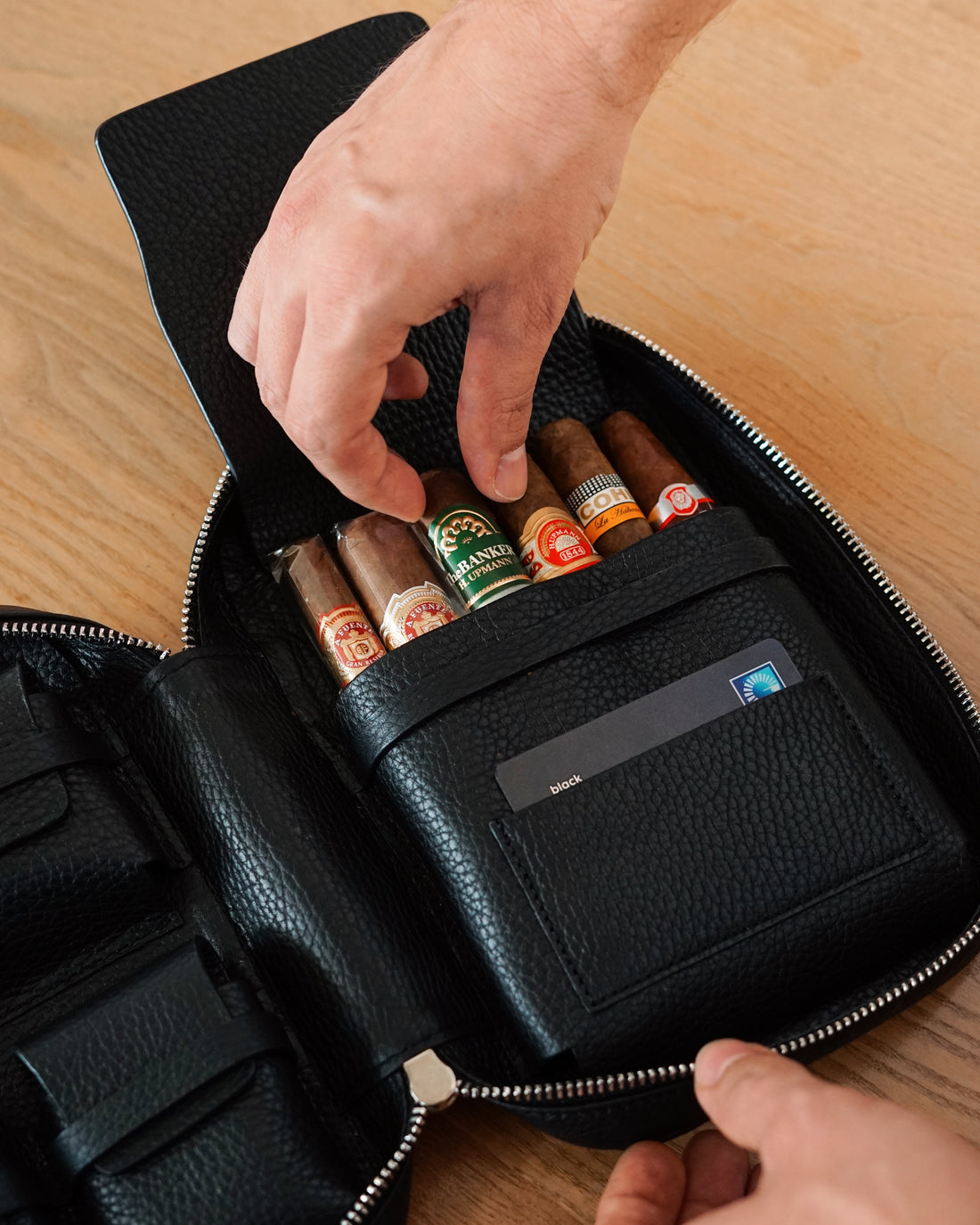 HUGO CIGAR CASE BLACK