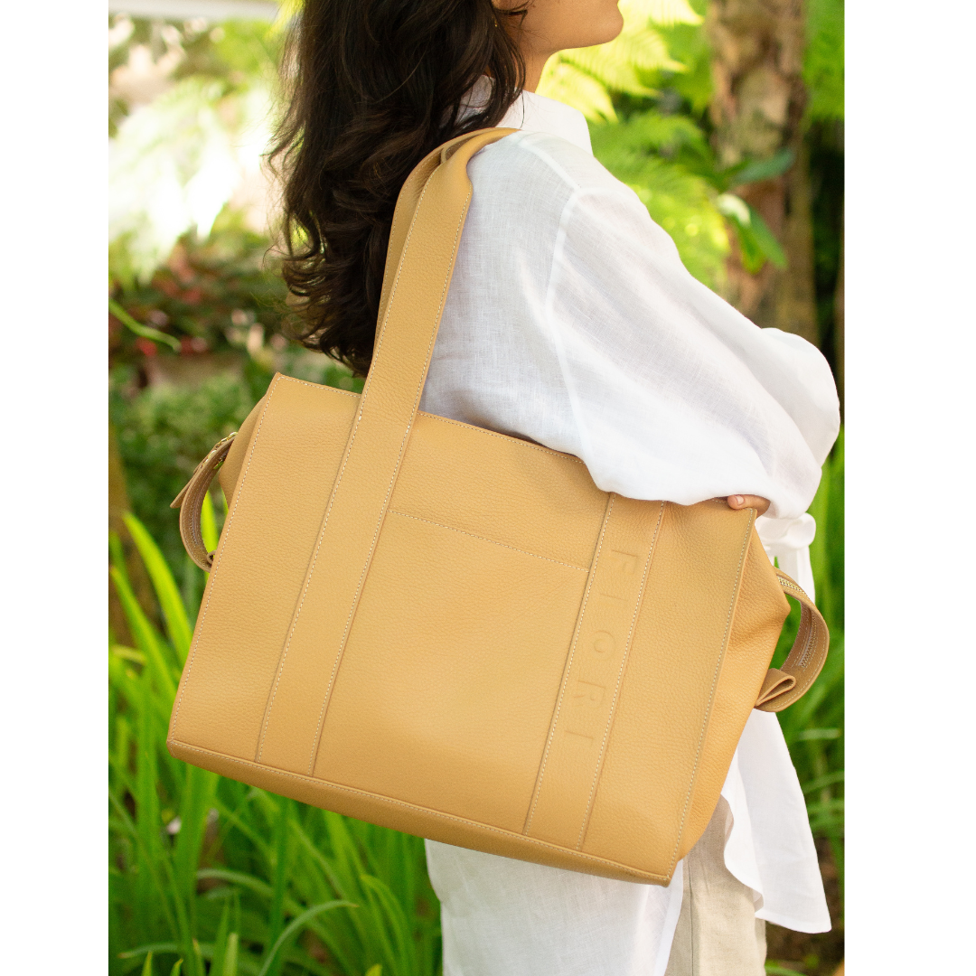 JOURNEY TRAVEL TOTE BEIGE